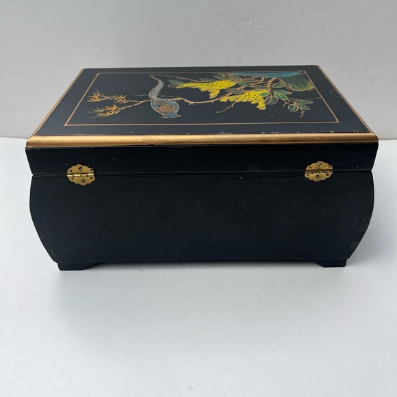 Antique Asian Jewelry Box - Picture 6 of 9
